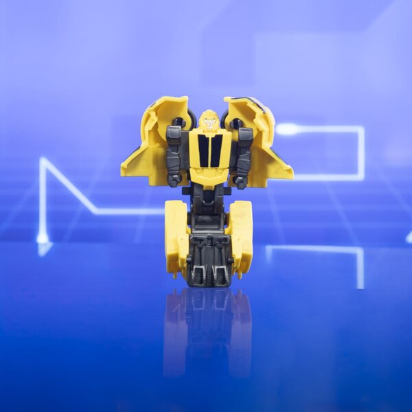 Transformers EarthSpark Tacticon Bumblebee Image  (39 of 74)